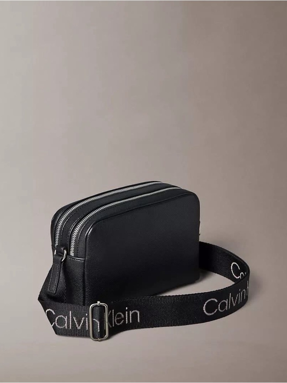 Calvin Klein Crossbody bag| Brand New - Picture 3 of 10